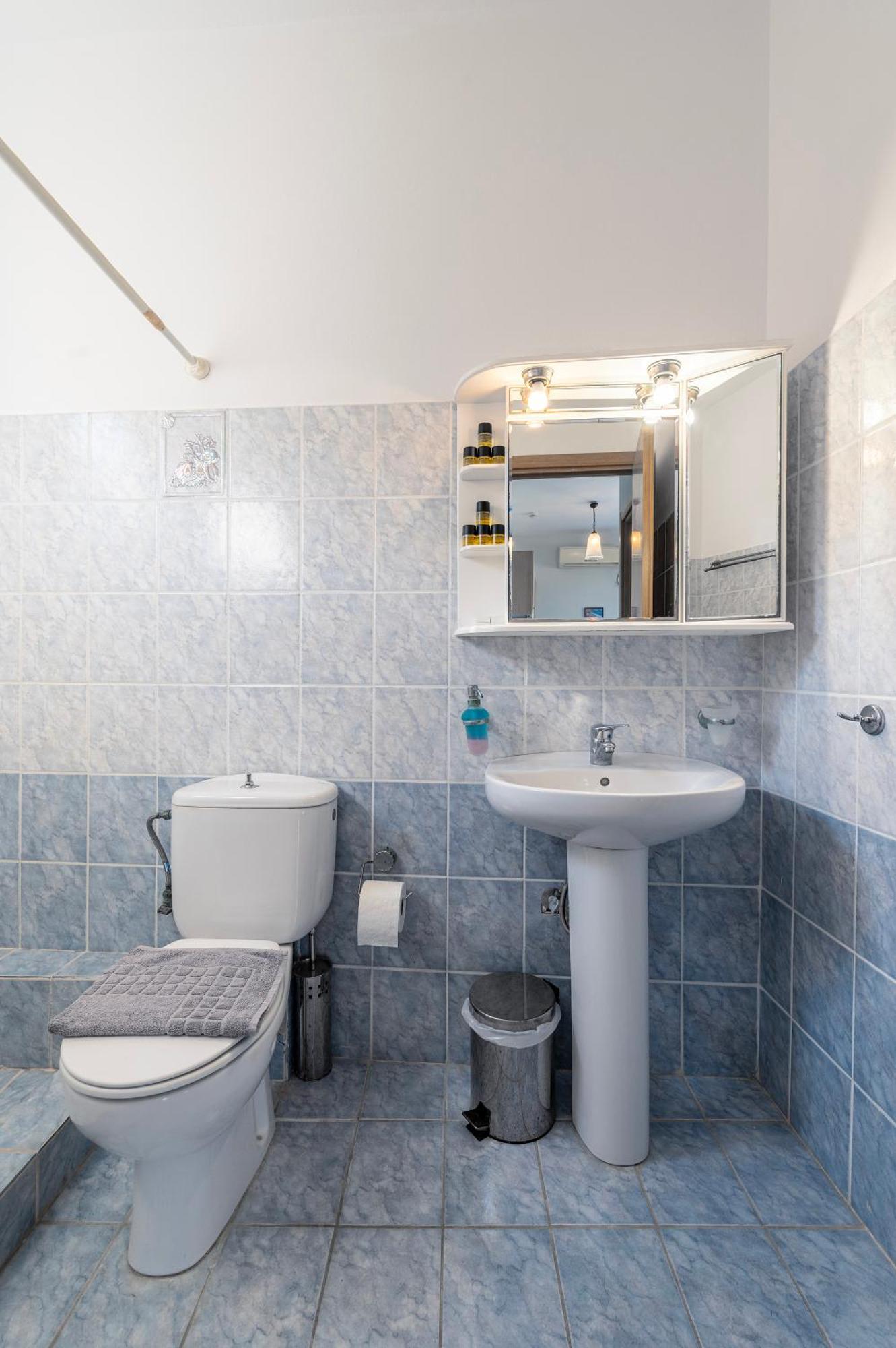 Agnadi Blue Apartments Diakofti 外观 照片